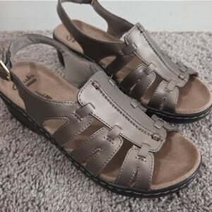 Clarks Lexi Marigold Sandals Womens‎ Sz 7 M Pewter Leather Wedge Slingback